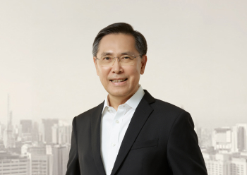 Mr. Preecha Ekkunagul