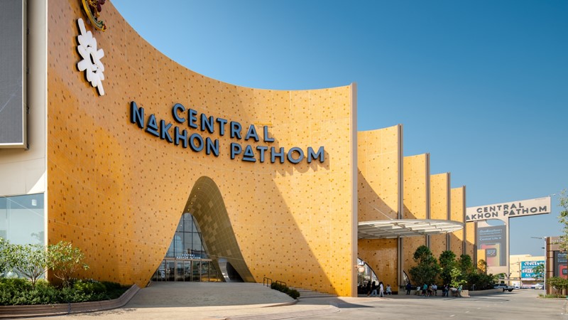 Central Pattana reaffirms its leadership as the No. 1 real estate developer, winning the BCI Asia Awards 2024