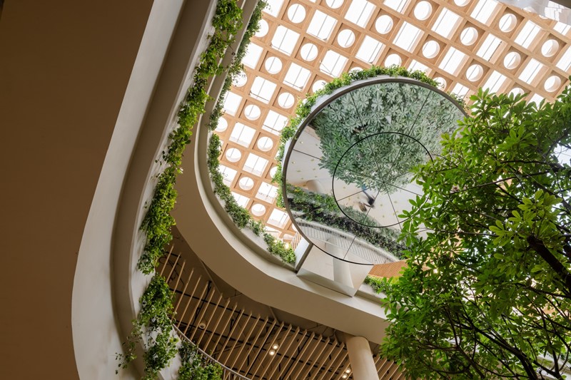 Central Pattana reaffirms its leadership as the No. 1 real estate developer, winning the BCI Asia Awards 2024